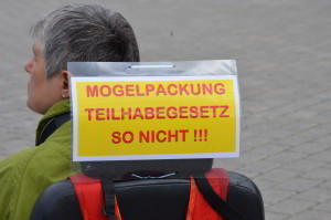 Demo-Plakat beim Protesttag 4. Mai 2016 in Berlin